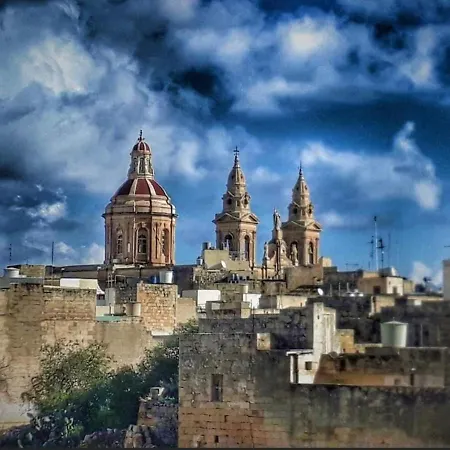 Sunrise Near Smarttv & Netflix アパート Birżebbuġa