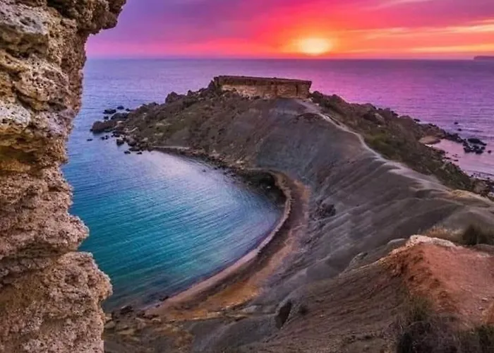 Sunrise Near Smarttv & Netflix *