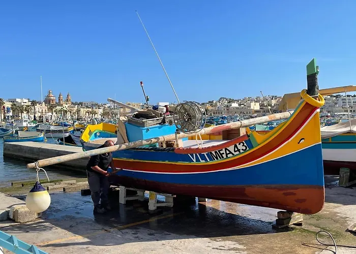 Sunrise Near Smarttv & Netflix Birżebbuġa